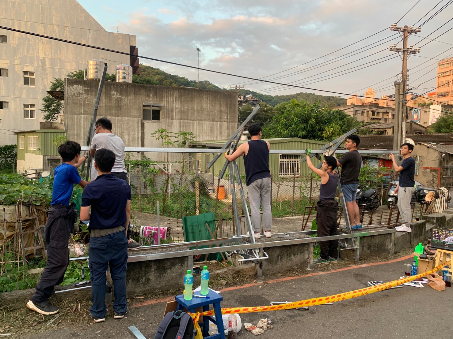 這張圖片的 alt 屬性值為空，它的檔案名稱為 006.jpg